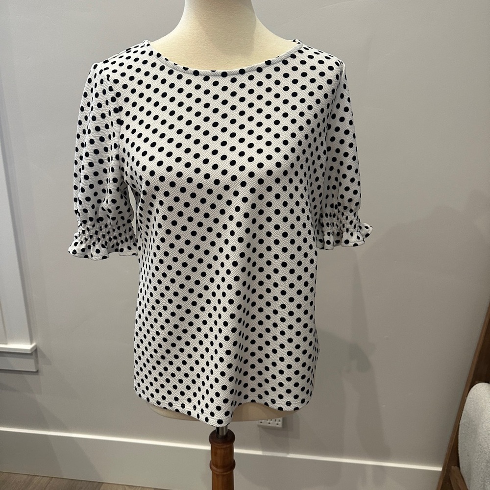 🔥 Elegant Black Polka Dot Blouse with Ruffle Sleeves🔥